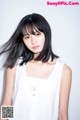 Sakura Endo 遠藤さくら, Young Jump 2019 No.40 (ヤングジャンプ 2019年40号) P5 No.3635ff